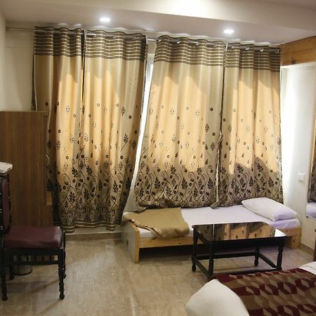 Hotel Al Saudia Mumbai Bagian luar foto